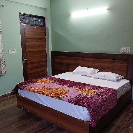 Crescent Moon Homestay Rishīkesh Dış mekan fotoğraf