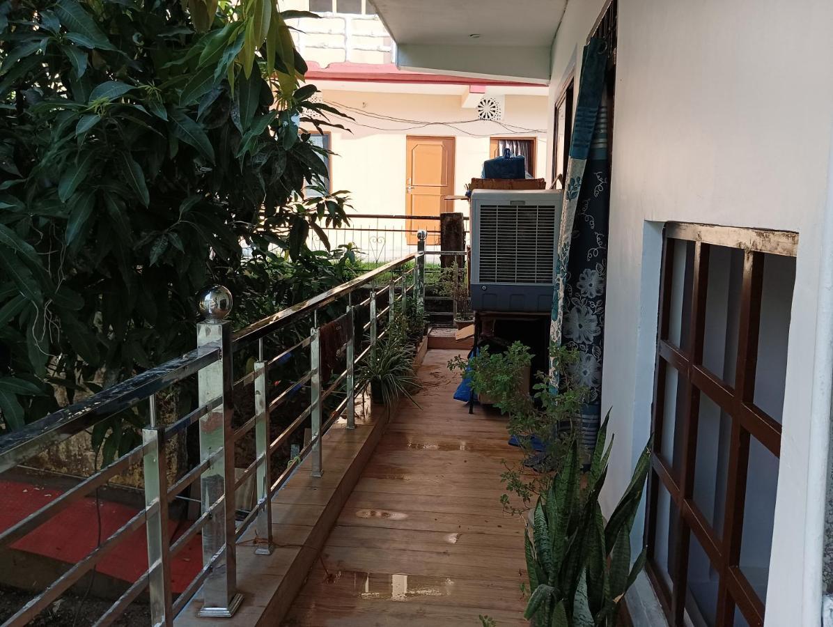 Crescent Moon Homestay Rishīkesh Dış mekan fotoğraf
