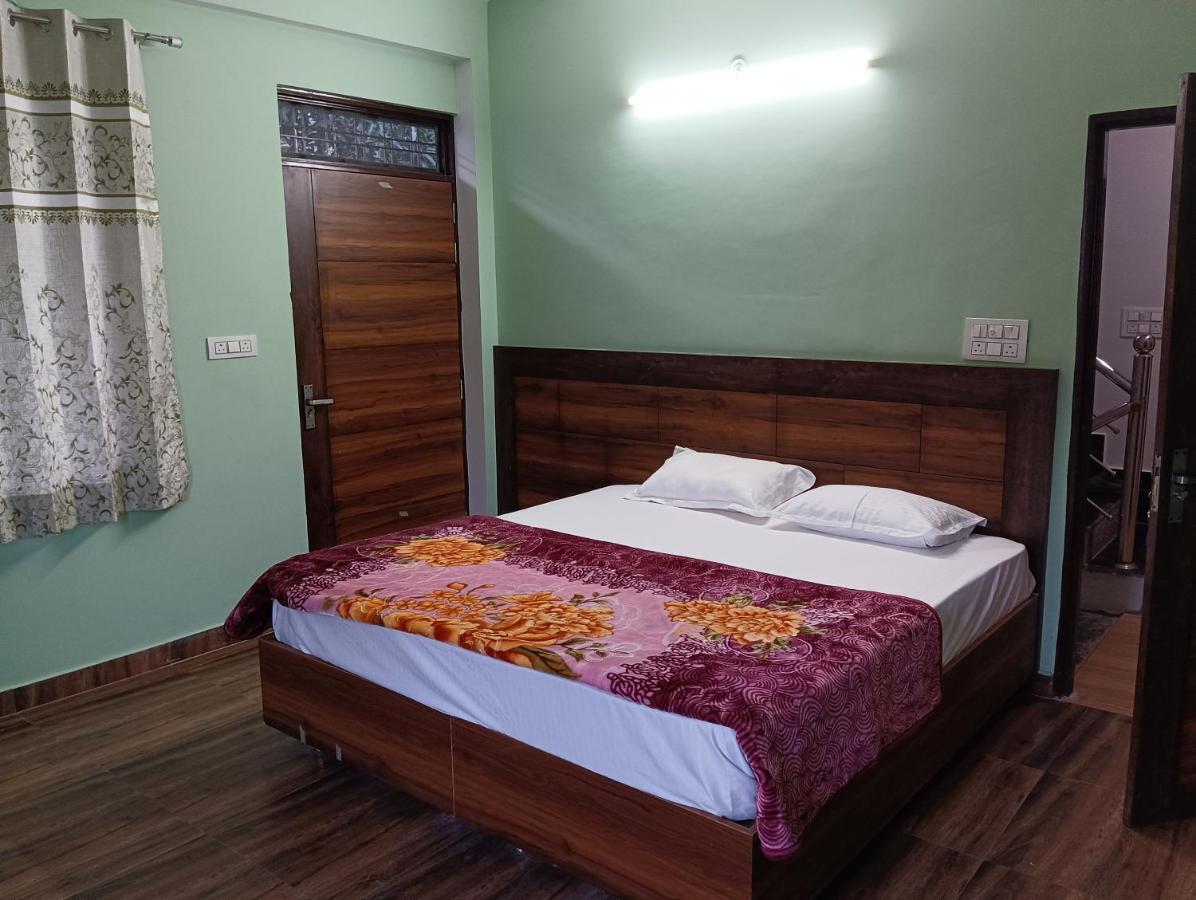 Crescent Moon Homestay Rishīkesh Dış mekan fotoğraf